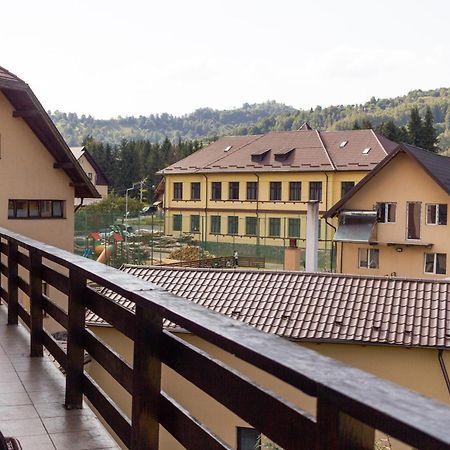 Pensiunea Arinul Moieciu de Jos Exterior photo